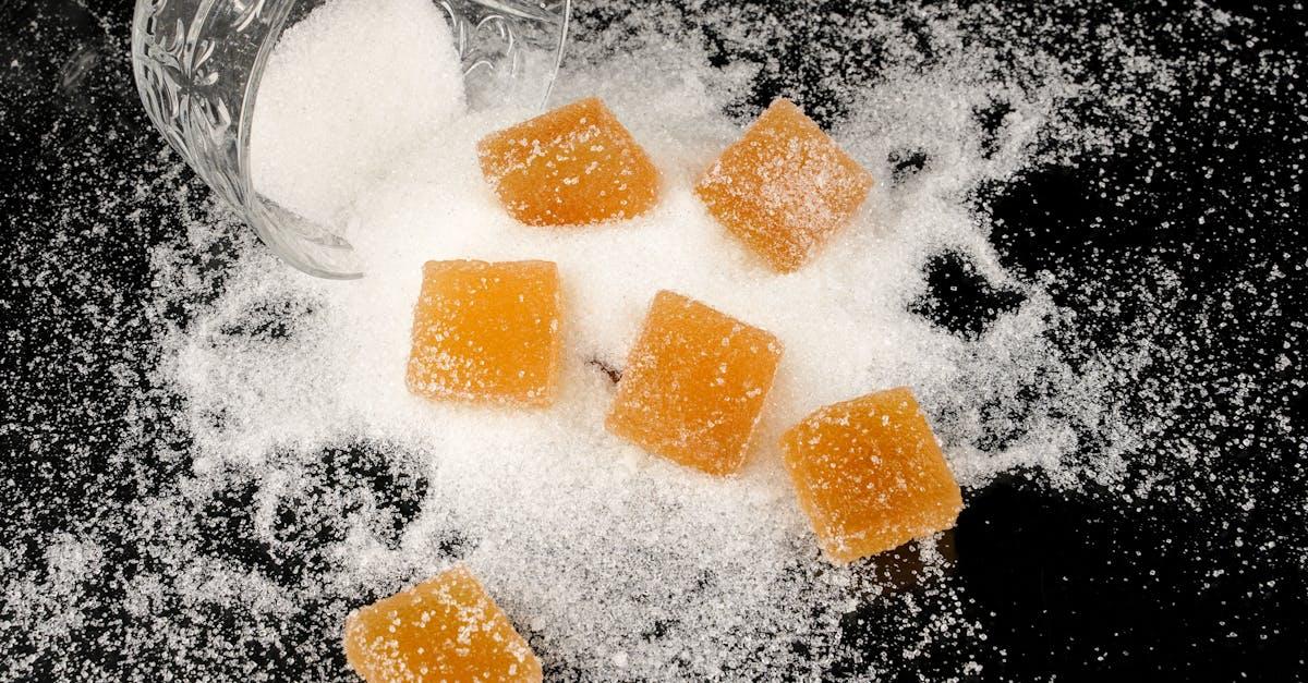 Słodko i naturalnie: jak bezboleśnie zastąpić cukier stewią w domowej kuchni